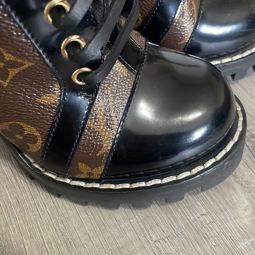 ✨authentic✨ Louis Vuitton Star Trail Ankle Boot - Picture 16 of 16